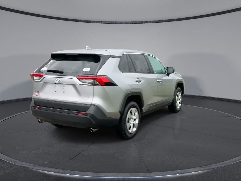 Certified 2024 Toyota RAV4 LE FWD image 8