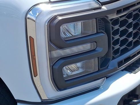 Used 2024 Ford F250 Lariat w/ Sport Appearance Package AWD/4WD image 30