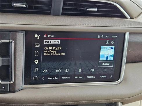 Used 2023 GMC Yukon XL Denali RWD image 10