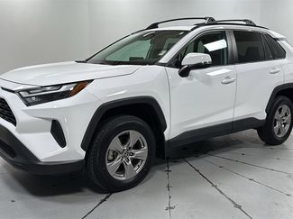 Used 2022 Toyota RAV4 XLE video 1