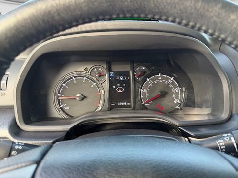 Used 2020 Toyota 4Runner SR5 Premium w/ Moonroof Package AWD/4WD image 14