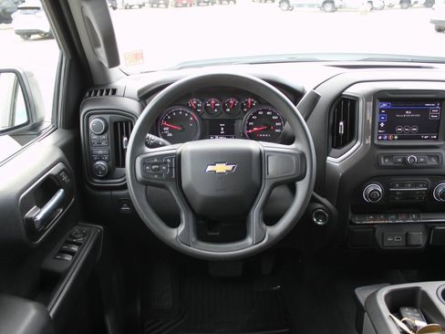 Used 2022 Chevrolet Silverado 1500 Custom image 10