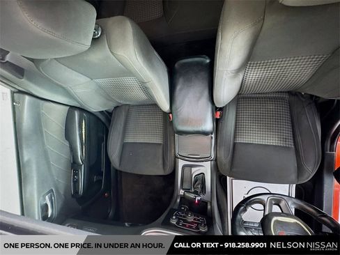 Used 2018 Dodge Charger SXT Plus w/ Blacktop Package image 22