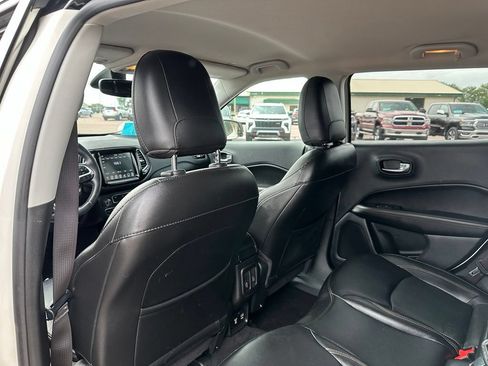 Used 2019 Jeep Compass Limited AWD/4WD image 22
