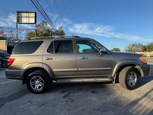 Used 2007 Toyota Sequoia Limited image 8