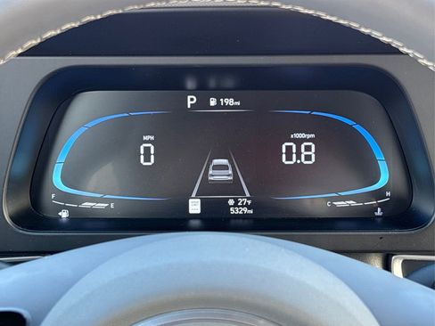 Certified 2025 Hyundai Elantra Sport image 20