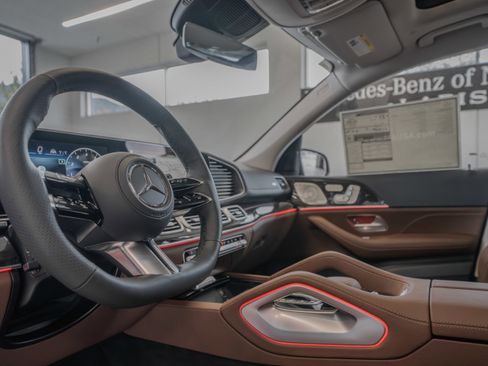 New 2026 Mercedes-Benz GLS 450 4MATIC image 7