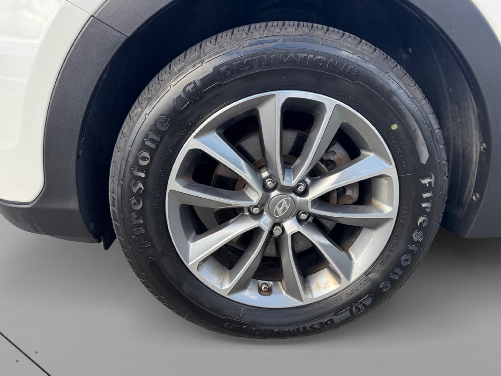 Used 2017 Hyundai Santa Fe SE w/ Cargo Package FWD image 9