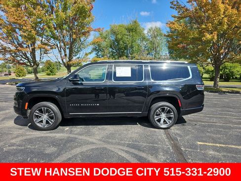 Used 2024 Jeep Grand Wagoneer L 4WD image 1