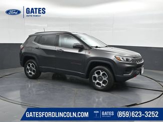 Used 2022 Jeep Compass Trailhawk w/ Trailhawk Convenience Group AWD/4WD video 1