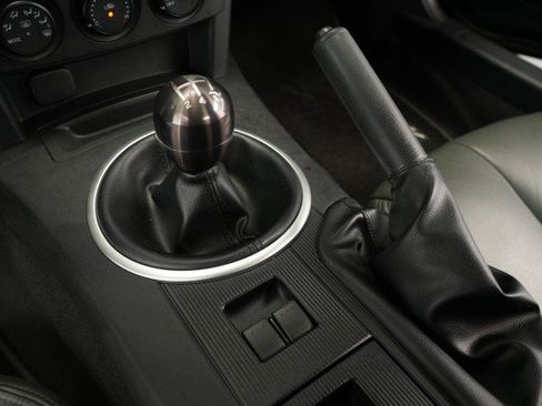 Used 2007 MAZDA MX-5 Miata Sport RWD image 42