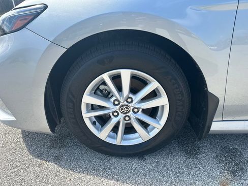 Used 2025 Toyota Camry LE w/ Convenience Package FWD image 14
