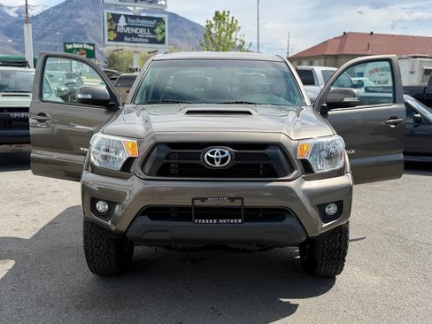 Used 2012 Toyota Tacoma 4x4 Double Cab w/ TRD Sport Pkg image 10