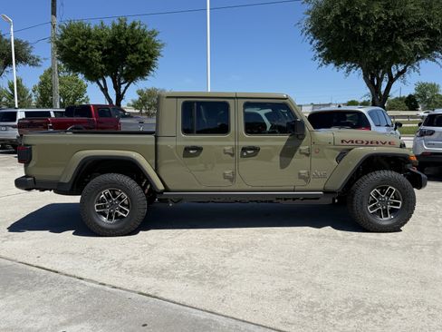 New 2026 Jeep Gladiator Mojave AWD/4WD image 3