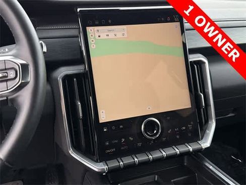 Used 2025 GMC Acadia Elevation image 5