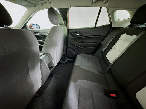 Used 2024 Chevrolet Trax LS w/ LS Convenience Package FWD image 22