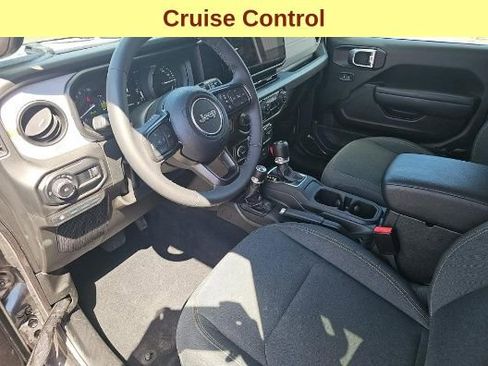 Used 2025 Jeep Wrangler Unlimited Sport S 4xe AWD/4WD image 11