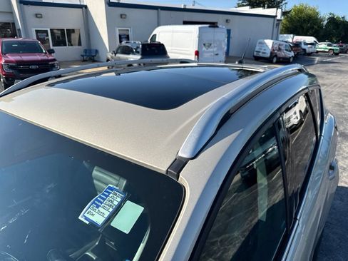 Used 2017 Ford Escape Titanium AWD/4WD image 51