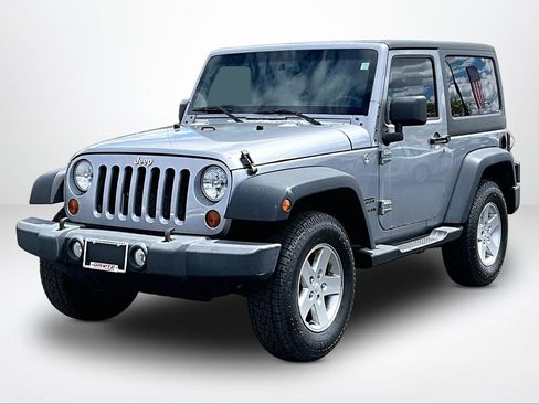 Used 2013 Jeep Wrangler Sport AWD/4WD image 33