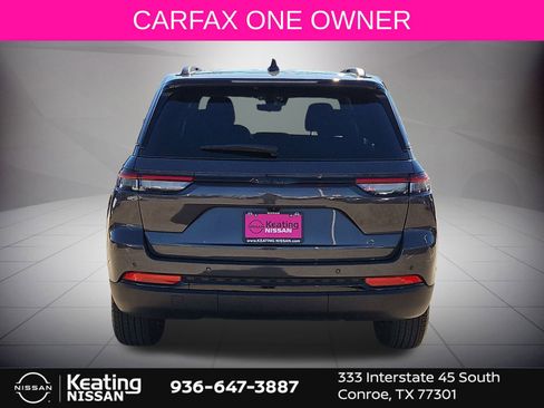 Used 2025 Jeep Grand Cherokee Altitude image 4