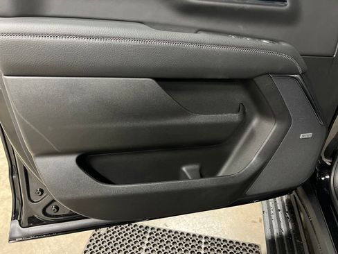 New 2026 GMC Yukon XL Denali w/ Denali Reserve Package image 15