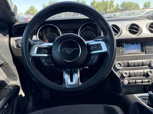 Used 2020 Ford Mustang GT RWD image 16