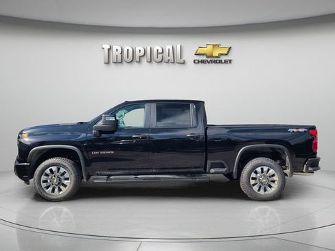 New 2026 Chevrolet Silverado 2500 Custom w/ Custom Value Package AWD/4WD image 2