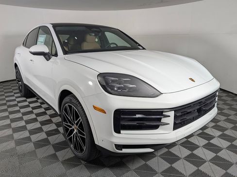 New 2026 Porsche Cayenne Coupe AWD/4WD image 9