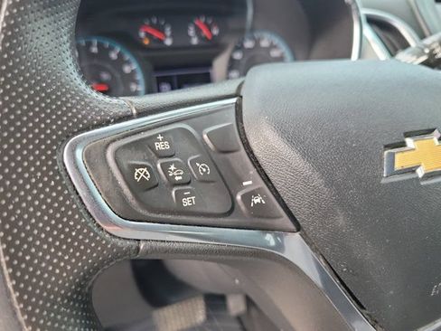 Used 2021 Chevrolet Equinox LS w/ LS Convenience Package FWD image 24