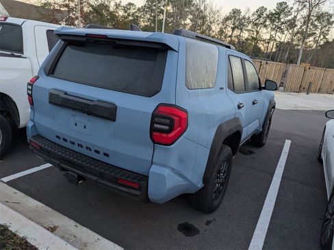 Certified 2025 Toyota 4Runner TRD Sport image 7