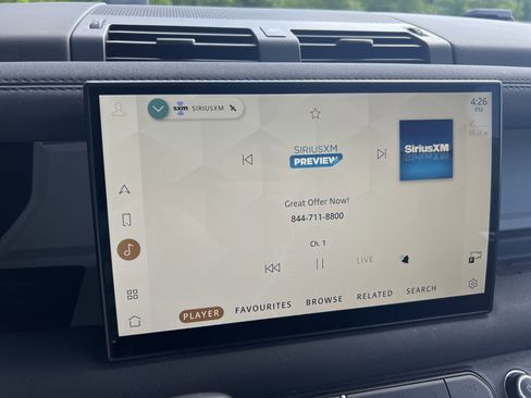 Used 2023 Land Rover Defender 110 S image 16