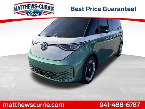 Used 2025 Volkswagen ID. Buzz Pro S Plus RWD image 7