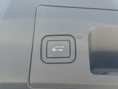 Used 2023 Cadillac XT5 Sportv AWD/4WD image 12