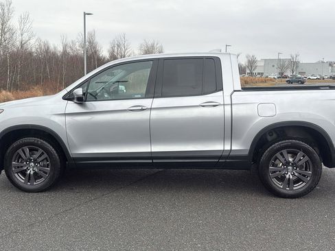 Used 2019 Honda Ridgeline Sport image 13