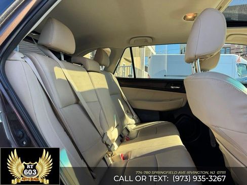 Used 2019 Subaru Outback 2.5i Limited image 15