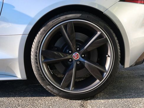 Used 2020 Jaguar F-TYPE R image 54