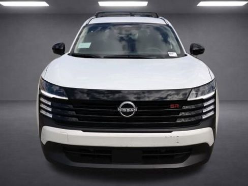 New 2026 Nissan Kicks SR image 9