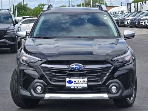 Used 2025 Subaru Outback Touring XT AWD/4WD image 3