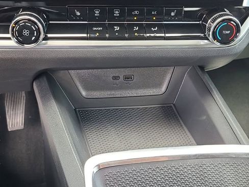 New 2026 Chevrolet Equinox LT image 27