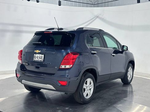 Used 2019 Chevrolet Trax LT w/ LT Convenience Package AWD/4WD image 11