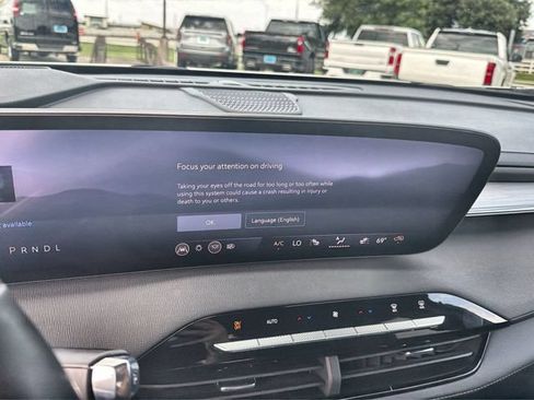 Certified 2026 Buick Enclave Preferred FWD image 13