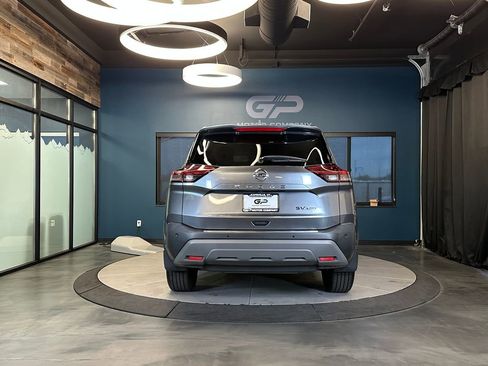 Used 2021 Nissan Rogue SV AWD/4WD image 4