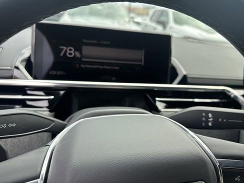 New 2026 GMC Sierra EV Elevation image 18