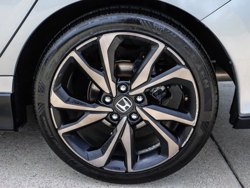 Used 2018 Honda Civic Sport Touring image 25