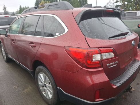 Used 2016 Subaru Outback 2.5i Premium image 6