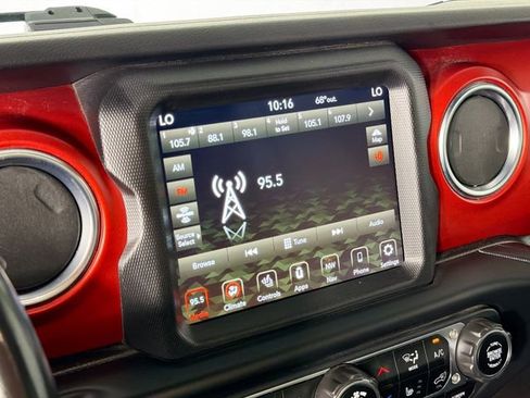 Used 2021 Jeep Wrangler Unlimited Rubicon w/ Dual Top Group AWD/4WD image 13