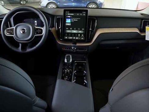 New 2026 Volvo XC60 B5 Plus w/ Climate Package image 7