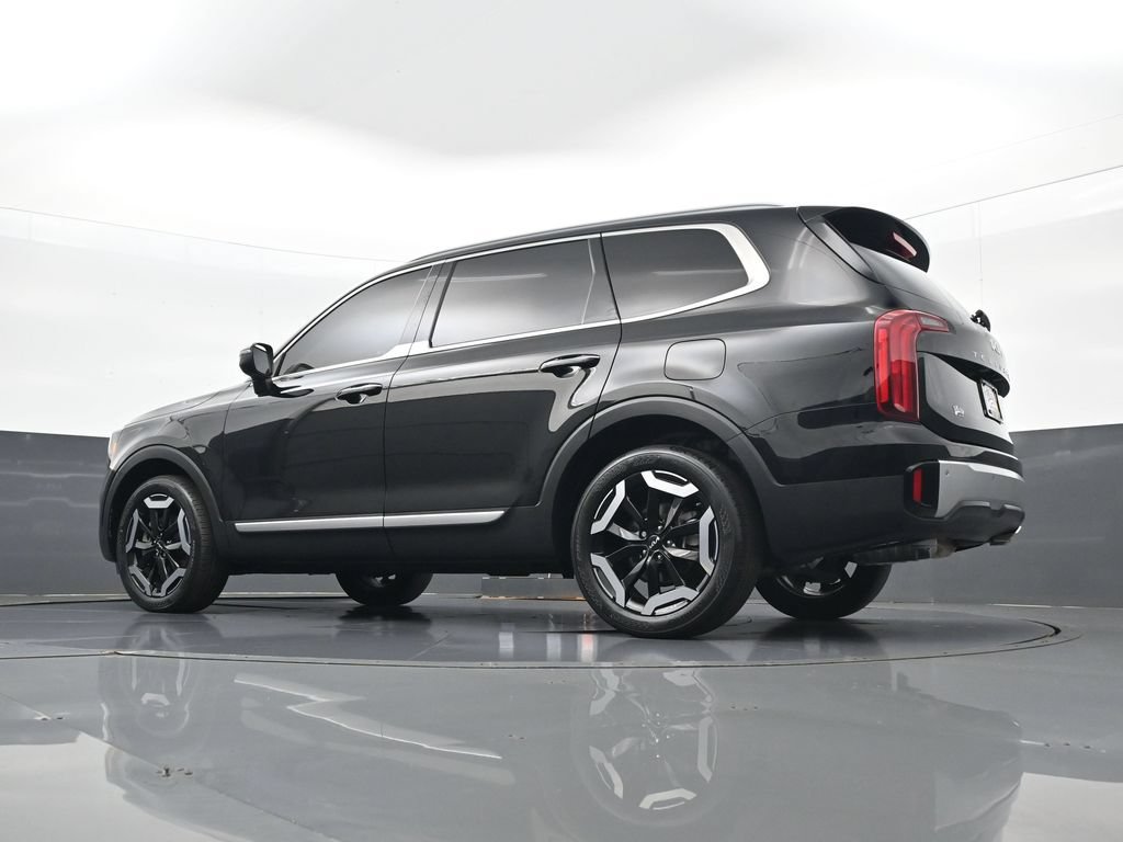 Used 2023 Kia Telluride S w/ S Sunroof Package FWD image 29