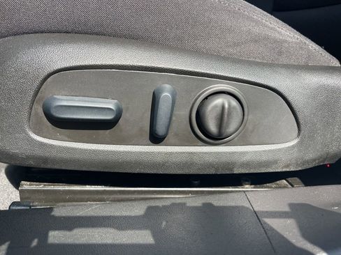 Used 2023 Chevrolet Malibu LS image 9