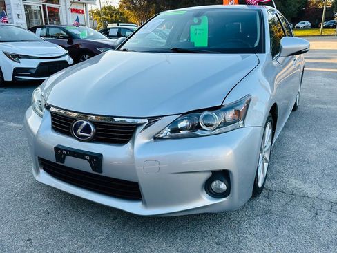 Used 2011 Lexus CT 200h Premium image 37